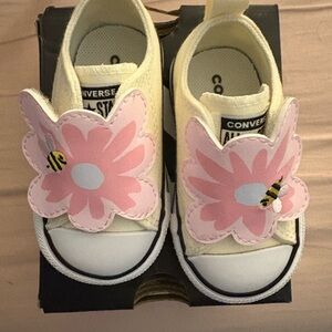 Chuck Taylor All Star One Strap Embroidered Floral Easy On